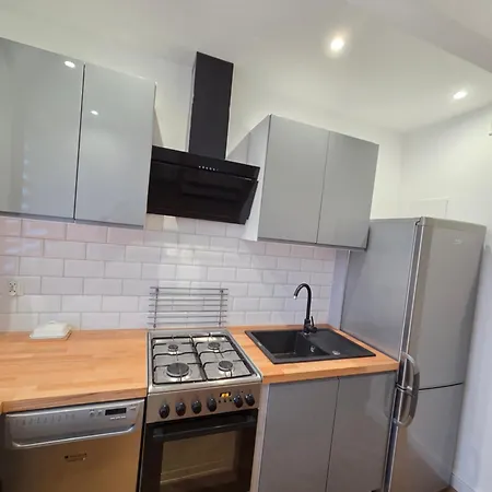 Rocco Z Ogródkiem Blisko Morza *