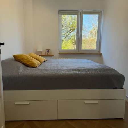 Rocco Z Ogródkiem Blisko Morza